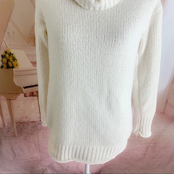 Moon & Madison Cozy Knit Turtleneck Sweater - Picture 3 of 10
